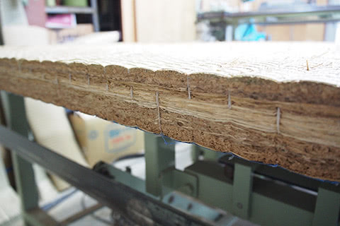 昔ながらの藁で作った畳床